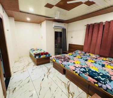 Ujjain Hotel | Hotel Shree Siddhi vinayak