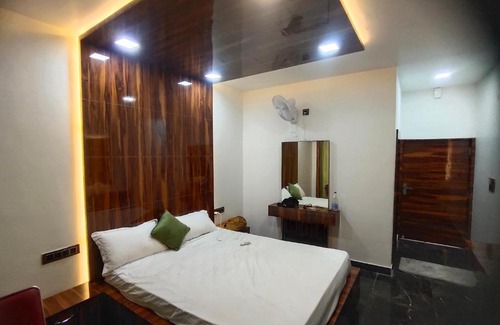 Jabalpur Hotel | HOTEL SILVER