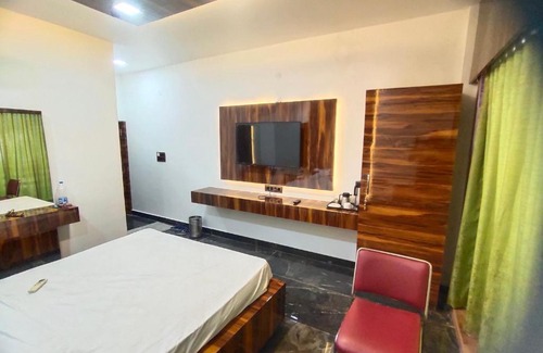 Jabalpur Hotel | HOTEL SILVER