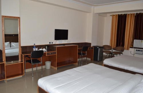 Udhampur Cama Y Desayuno | Hotel Singh Axis