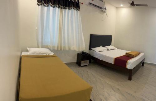 Tirupati Hotel | Hotel Sitar Grand