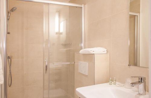 Montrouge Hotel | Hotel Sixteen Paris Montrouge