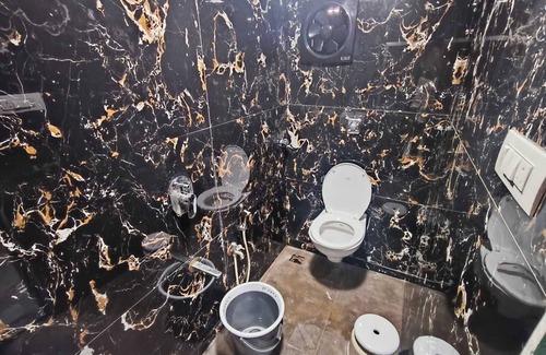 Kurla Cabina | hotel SR residency