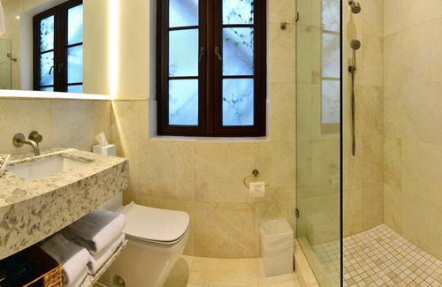 Coral Gables Section Hotel | Hotel St. Michel