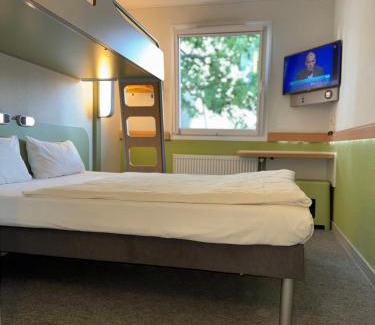 Wiesdorf Hotel | Hotel Stay Inn Köln Leverkusen City