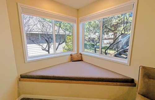 Century West Condominio | Hotel-Style, King Bed, Ground Floor Condo-328B