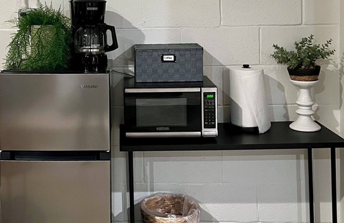 Kaweah Casa | Hotel-Style Retreat on private property - Sleeps 4