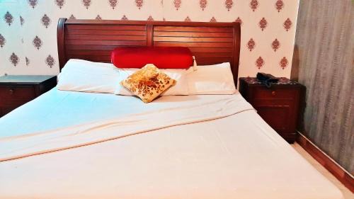 Lahore Hotel | Hotel Super Seven