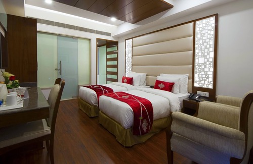 Karol Bagh Hotel | Hotel Swaran Palace