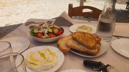 Lukove Hotel | Hotel Taverna Prifti