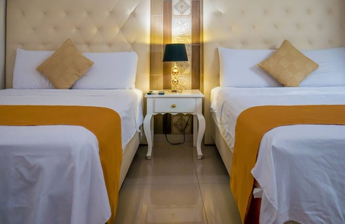 Simón Bolívar Casa | Hotel The Royalty Inn