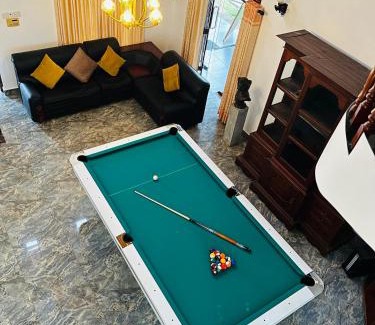 Ettukala Hotel | Hotel Transylvania - Negombo