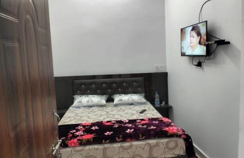 Kharsali Hotel | Hotel Trayambakam