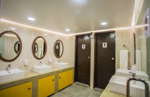 Gulshan Hotel | Hotel Tropical Daisy