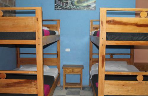 Baños de Agua Santa Hostal | Hotel Tungurahua