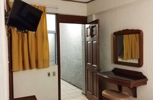 Hornos Hotel | Hotel Valadié