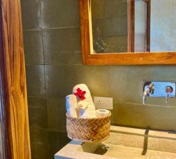 Mahabubabad Hotel | Hotel Vardha