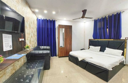 Bhajanpura Hotel | HOTEL VCR INN