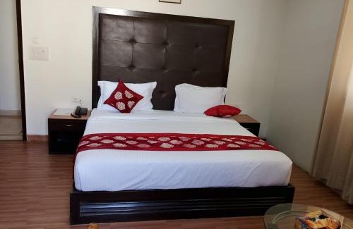 Safdarjung Enclave Hotel | HOTEL VEER PALACE