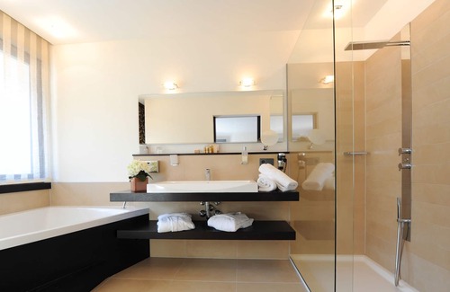 Silandro Hotel | Hotel Vier Jahreszeiten