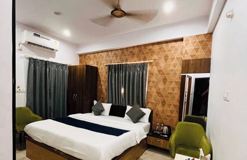 Varanasi Hotel | Hotel Vinayak Grand Varanasi