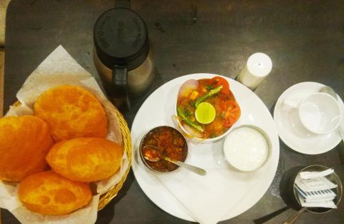 Alambagh Hotel | HOTEL VINAYAK