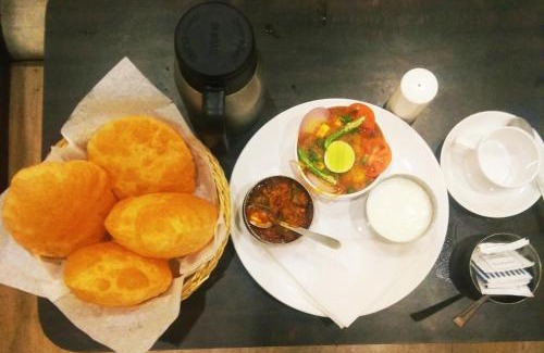 Alambagh Hotel | HOTEL VINAYAK