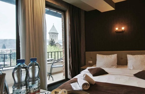 Avlabari Hotel | Hotel Voyager