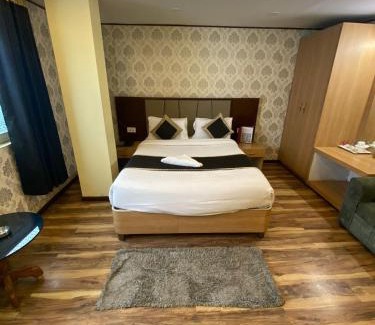 Mathura Casa | Hotel White House