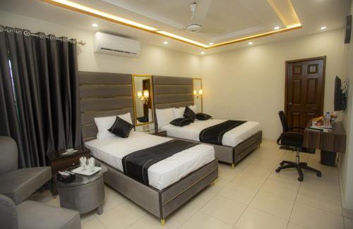 Gulberg Hotel | Hotel white season Gulberg