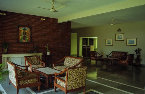 Civil Lines Hotel | Hotel Yatrik