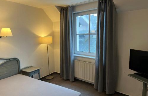 Luedenscheid Cama Y Desayuno | Hotel zur Altstadt