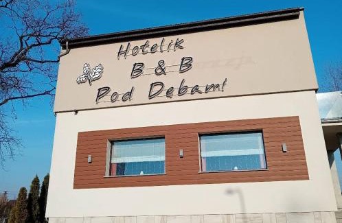Krzyki Hotel | Hotelik B&B Pod Dębami