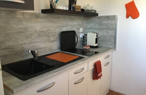Chateauneuf-Val-Saint-Donat Casa | Casa de vacaciones para 2 a 4 personas, ideal para una pareja con niños.