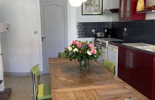 Druyes-les-Belles-Fontaines Casa | House in the heart of a country estate