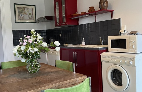 Druyes-les-Belles-Fontaines Casa | House in the heart of a country estate