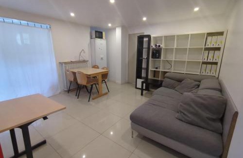 Champeval Casa | House 1 room, 20 min from Paris by metro, free parking