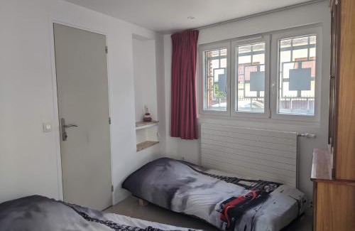 Champeval Casa | House 1 room, 20 min from Paris by metro, free parking