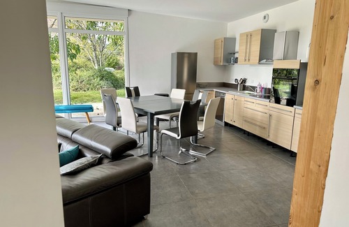 Lusigny-sur-Barse Casa | House 4 bedrooms, private garden - near Lac d'Orient and Troyes - Up to 10 people