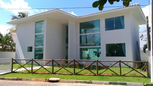 Parafuso Casa | Casa 6 Suites a 80 metros de la playa en Guarajuba