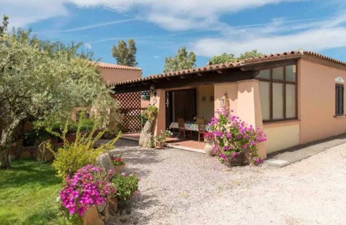 Cala Liberotto Apartamento | House 800 meters from the sea "Villa Hyacinth" - app.to D