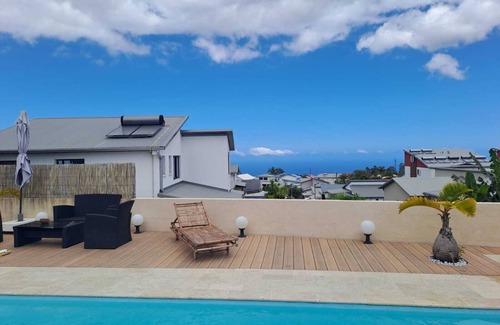 Centre Ville Casa | House and studio with jacuzzi and private pool