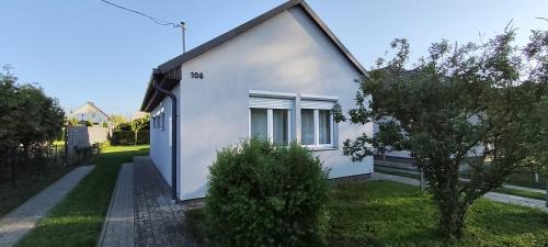 Balatonfenyves Villa | House Balatonfenyves