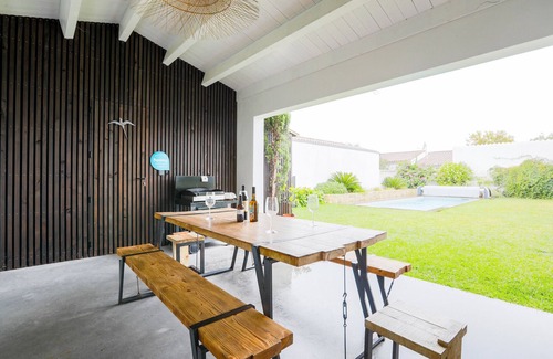 Le Bois-Plage-en-Re Chalet De Esquí | Casa para 10, piscina, en el corazón de Isla de Ré