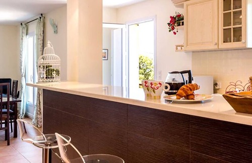Monticello Villa | Casa para 6 personas con piscina, a 10 minutos de la playa.