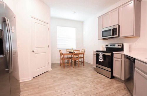 Haines City Casa | House for 8P Near Legoland, Disney & Theme Parks