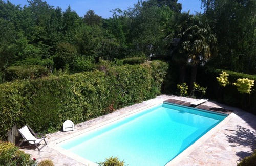 Bougival Casa | Casa de la piscina jardín cerca de París y Versalles