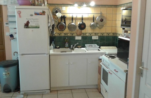 Pailloles Casa | House in a rural setting with horses nearby