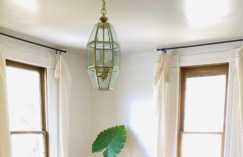 Hutchinson Casa | House in central location!! 12 guests!!! 6 beds, 2 bath