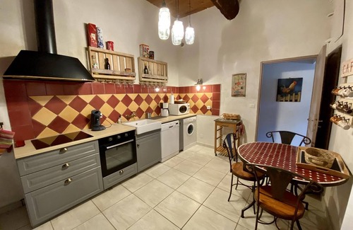 Narbonne Casa | House in Domaine with heated swimming pool 5 minutes from NARBONNE town center